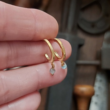 Pendientes Lara en plata con baño de Oro y Topacio