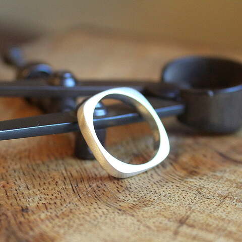 Anillo MAN Ethan Plata