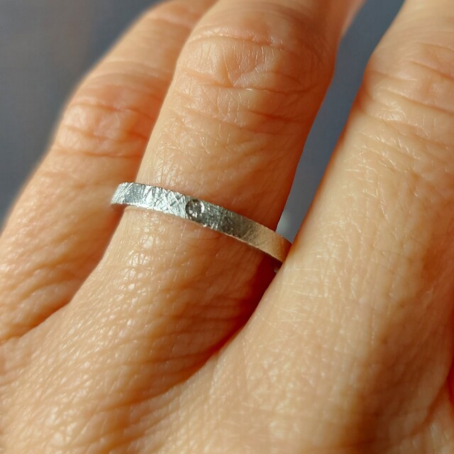 Alianza René Oro blanco y Diamante