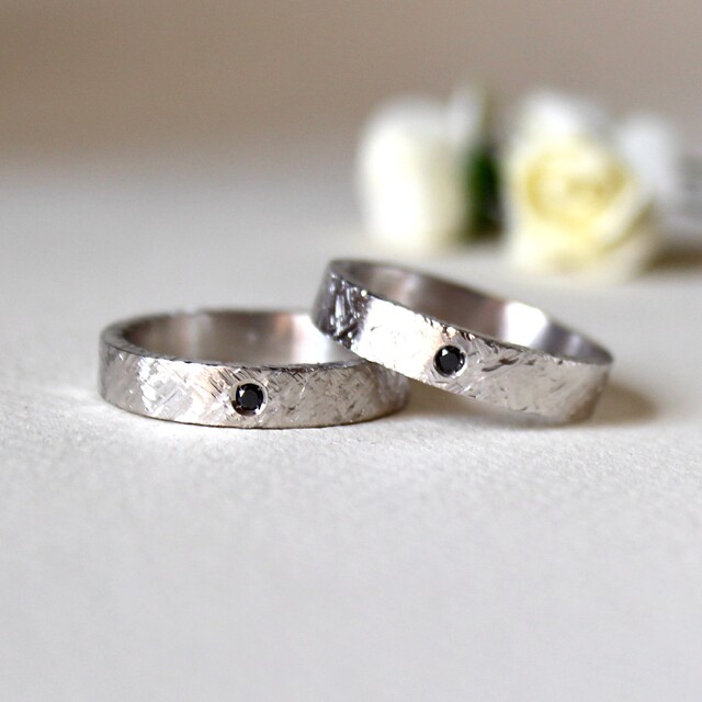 Anillo compromiso Noir Plata y Diamante