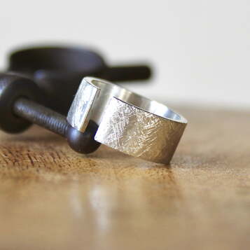 Anillo Rusk Plata mediaNo