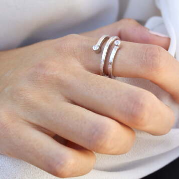 Anillo de compromiso Vinyet Plata y Diamante