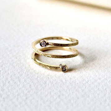 Anillo Vinyet Oro y Diamante
