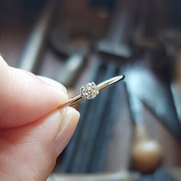 Anillo de compromiso Juliette Oro y Diamante Grande