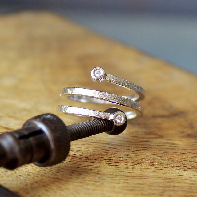 Anillo Vinyet Plata y Diamante