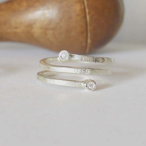 Anillo Vinyet Plata y Diamante