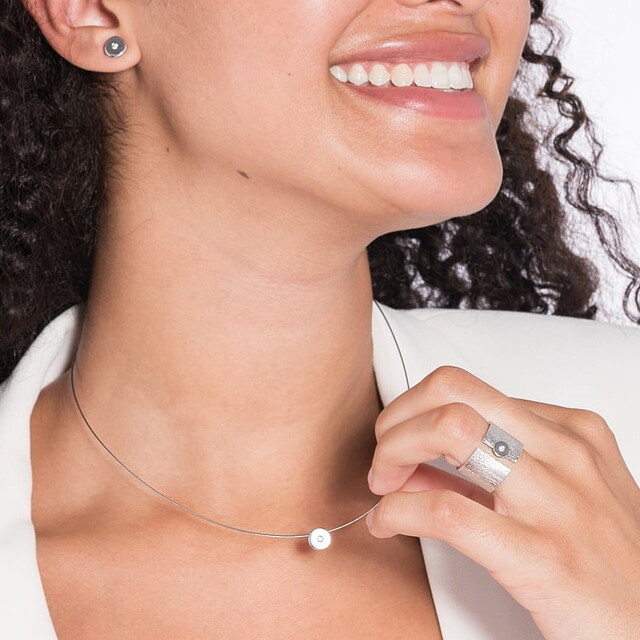 Gargantilla Button Diamante y Plata