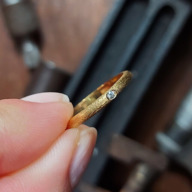Alianza Nain Oro amarillo y Diamante