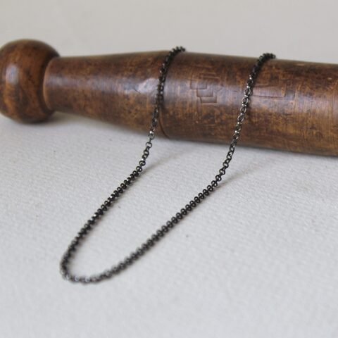 Cadena Plata oxidada mediana