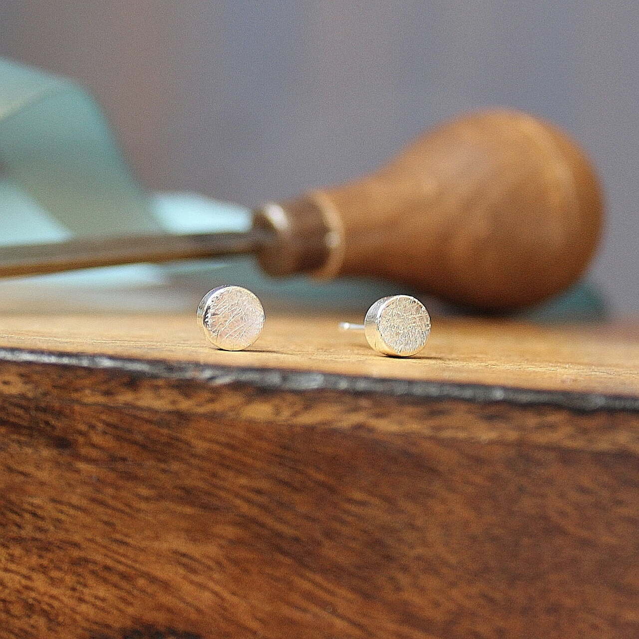 Pendientes Sansa MAN Plata