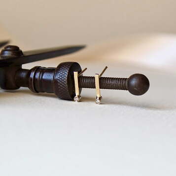 Pendientes Nit Oro y Diamante