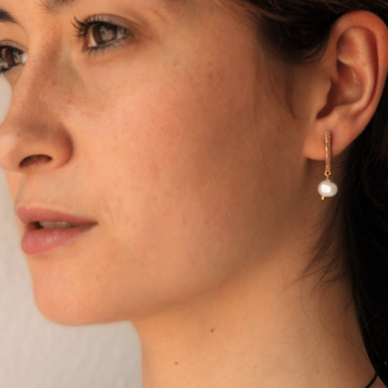 Pendientes Jana en Plata con baño de oro y Perla