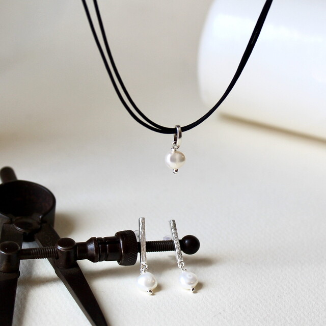 Pendientes Jana en Plata y Perla
