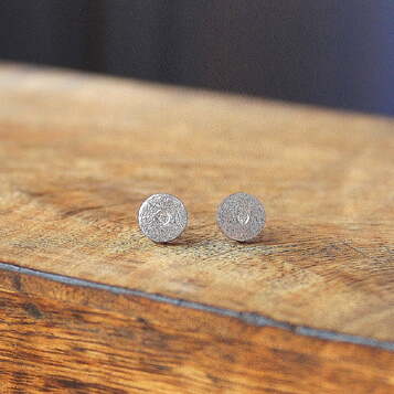 Pendientes Elba Diamante y Plata texturada
