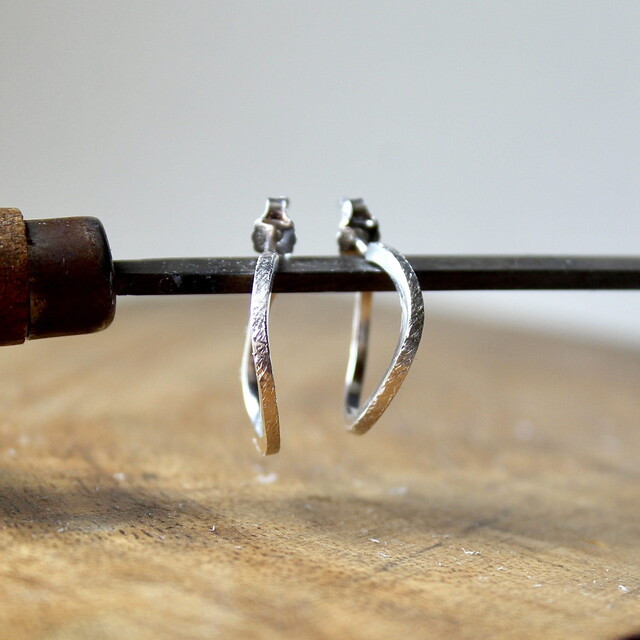 Pendientes Cora mediaNo Plata