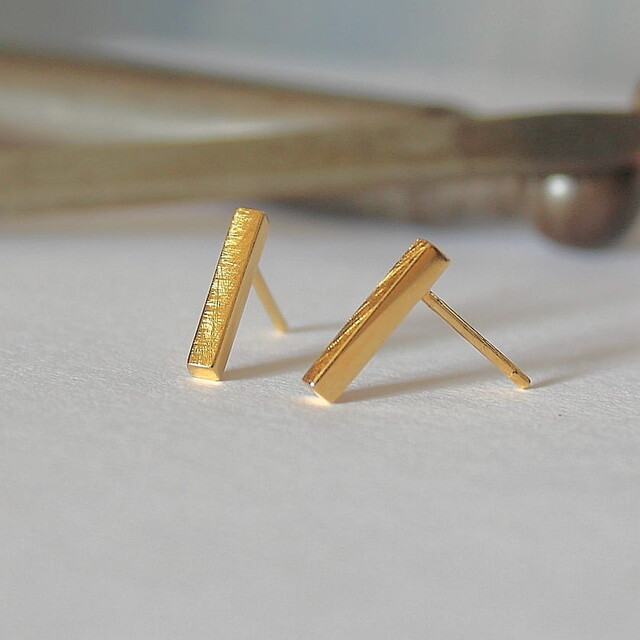 Pendientes Rusk Pequeño en Plata con Baño de Oro