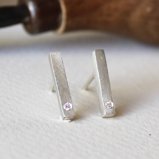 Pendientes Nara Diamante y Plata pequeño