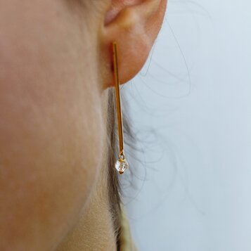 Pendientes AIDA en plata con baño de oro grande