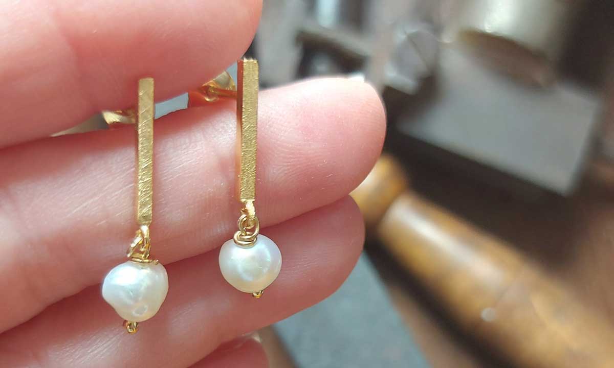Joyas para la noche: brillo, presencia y equilibrio